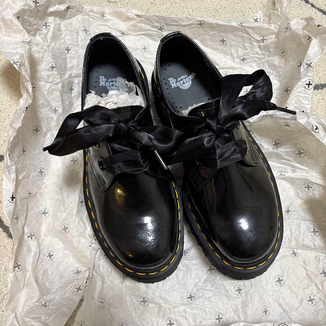 【ドクターマーチン】厚底ブラックシューズ リボン付き ス*ょ様 【ドクターマーチン】厚底ブラックシューズ リボン付き