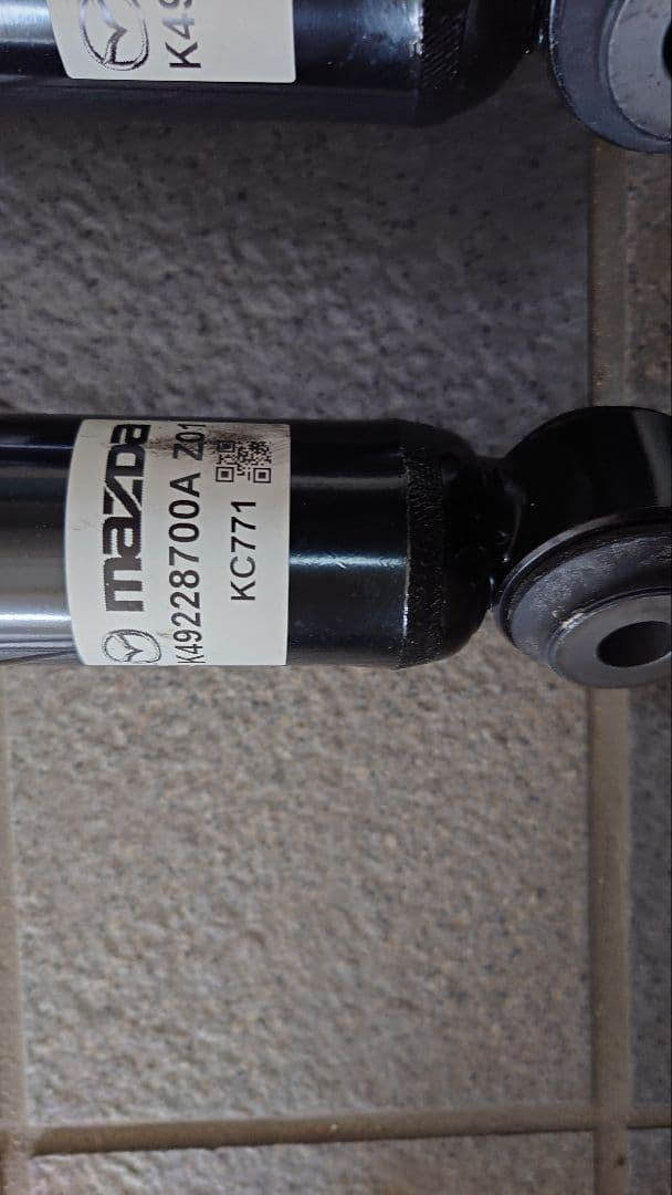 cx-8 純正サスペンション - メルカリ
