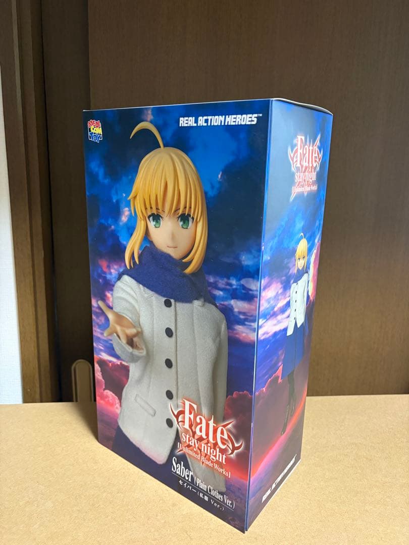 未開封 メディコムトイ セイバー 私服 rah Fate フィギュア ドール 未開封 メディコムトイ セイバー 私服 rah Fate フィギュア ドール
