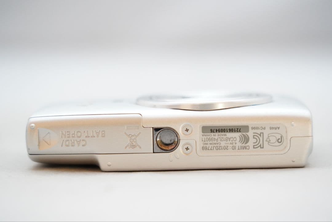 キャノン イクシー 100F 5.0-40.0㎜ F=1:3.2-6.9 現状品