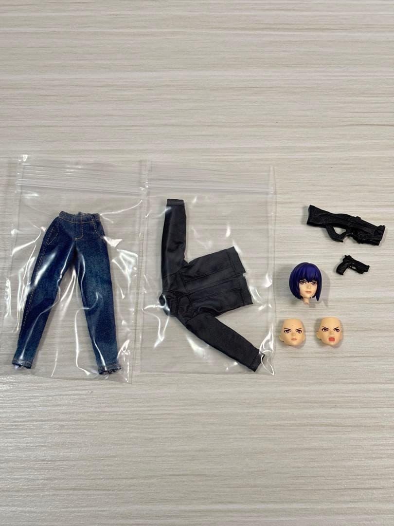 figma 草薙素子 S.A.C. Ver. 攻殻機動隊 フィギュア 服 figma 草薙素子 S.A.C.ver.