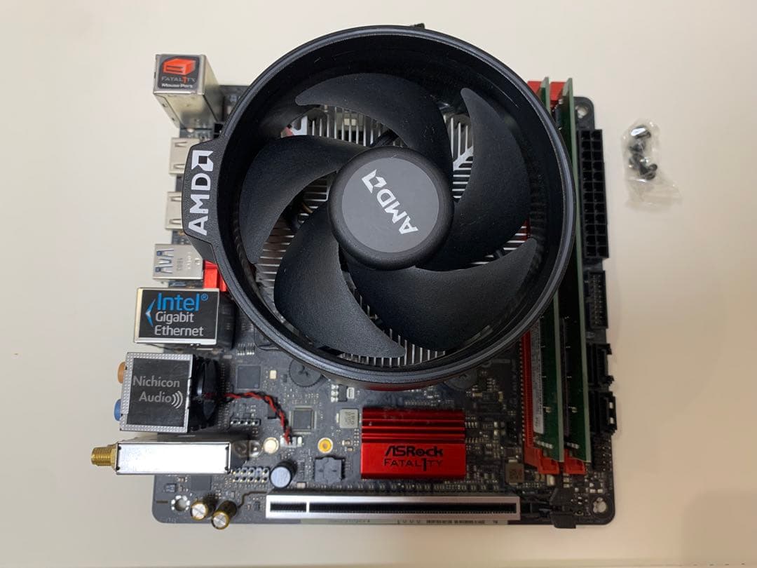 CPU AMD Ryzen7 2700 ヒートシンク、メモリ、マザーボード付き CPU