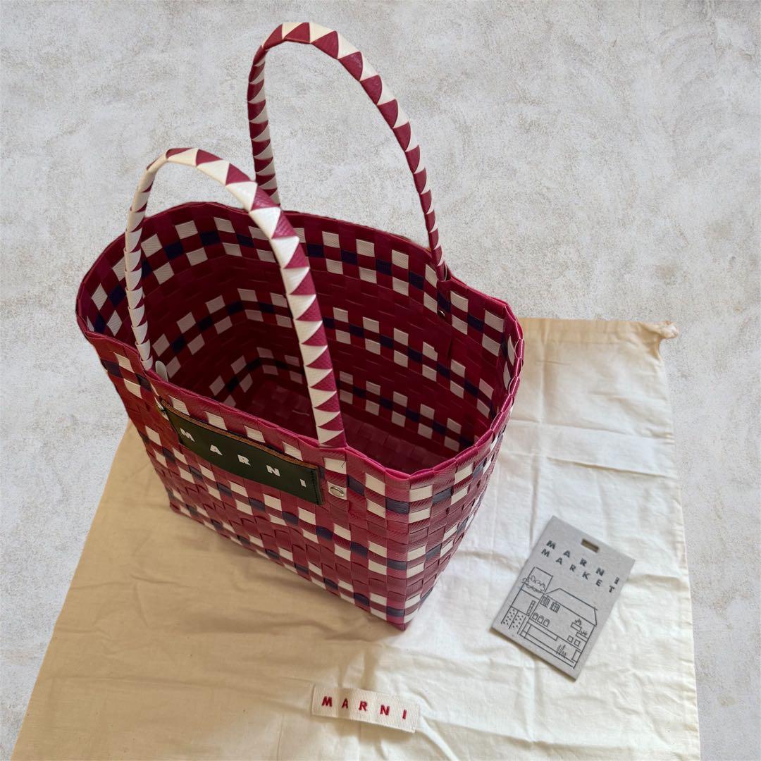 MARNI ブラックチェリー かごバッグの通販はau PAY マーケット - 輸入
