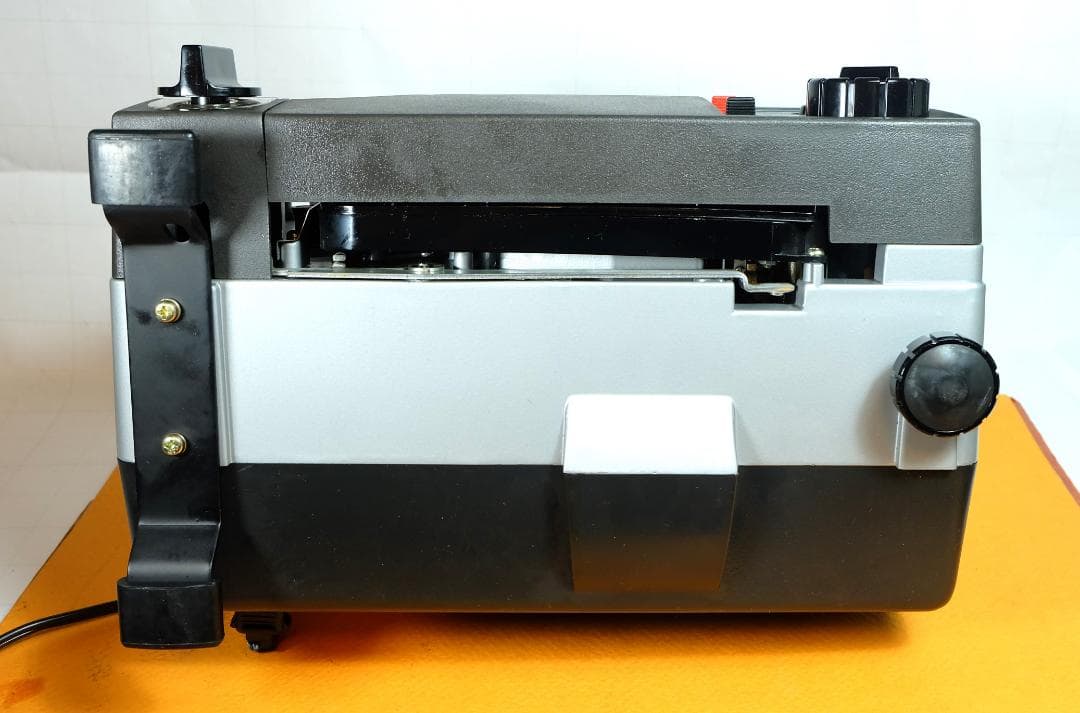 昭和レトロ　希少　完動品　Sankyo Dualux 2000H 映写機