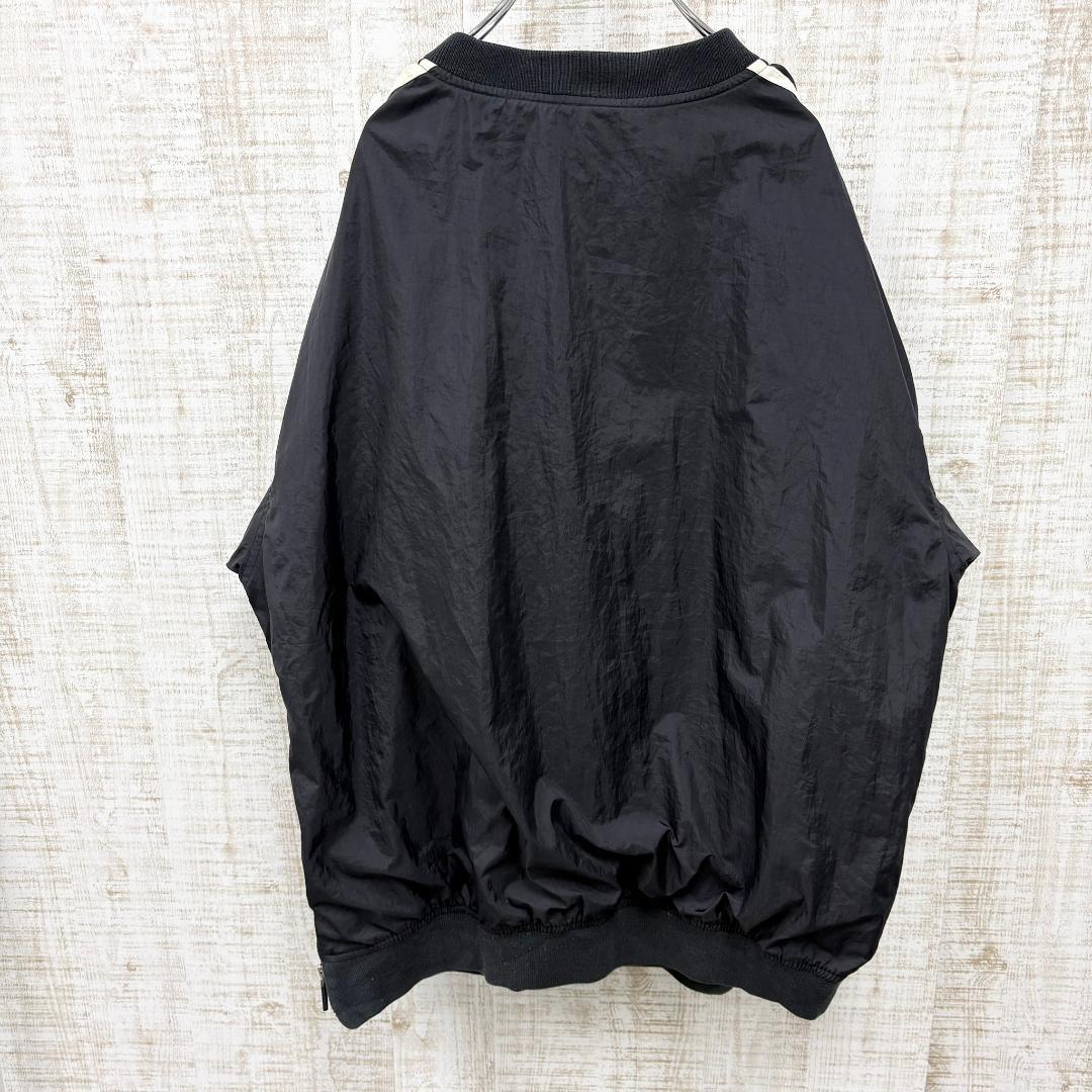 JQ102《常田大希さん着用》アディダス　プルオーバー　刺繡ロゴ　サイドデザイン