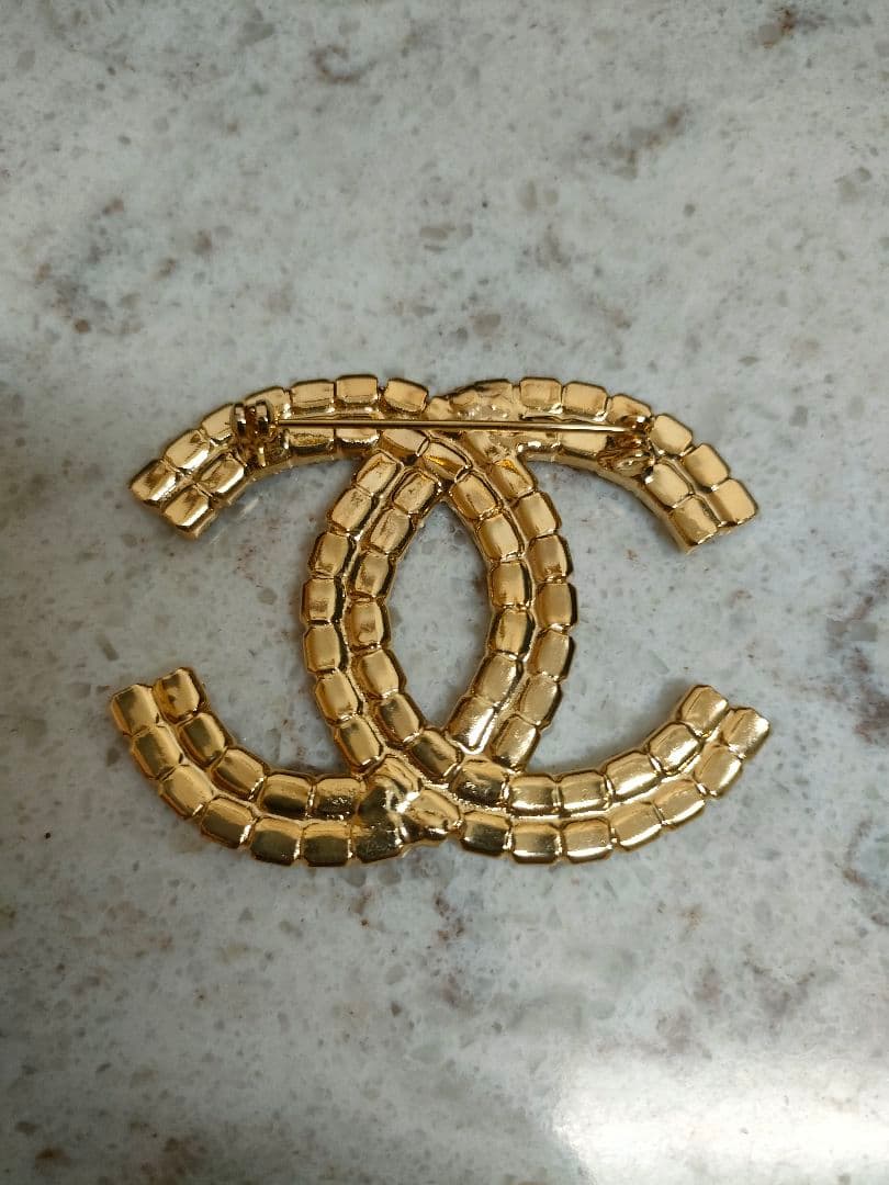 CHANEL シャネル ブローチ ココマーク ロゴ ラインストーン ゴールド