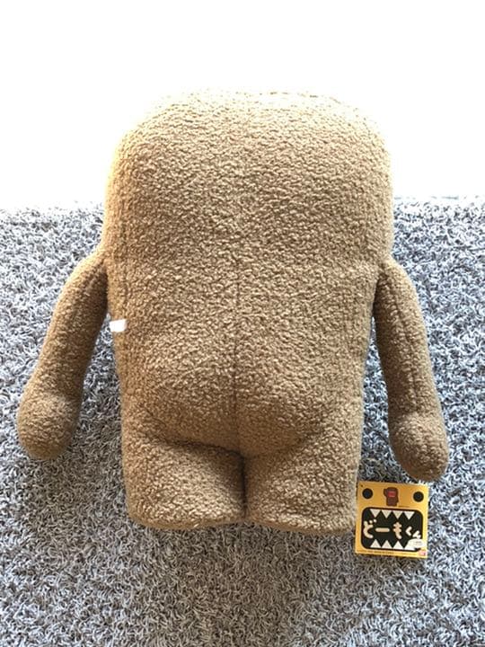 巨大どーもくん ぬいぐるみ - メルカリ