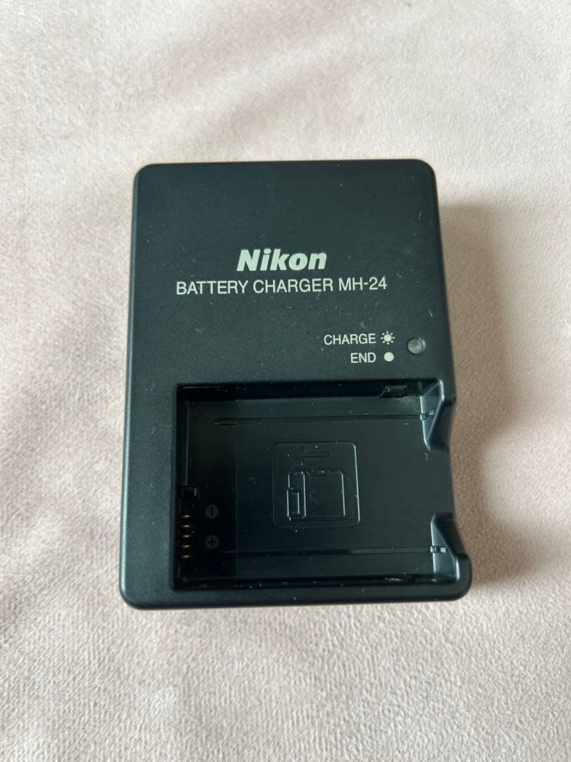 Nikon D3100 ダブルズームキット 動作確認済 バッグ・保証書・取説付