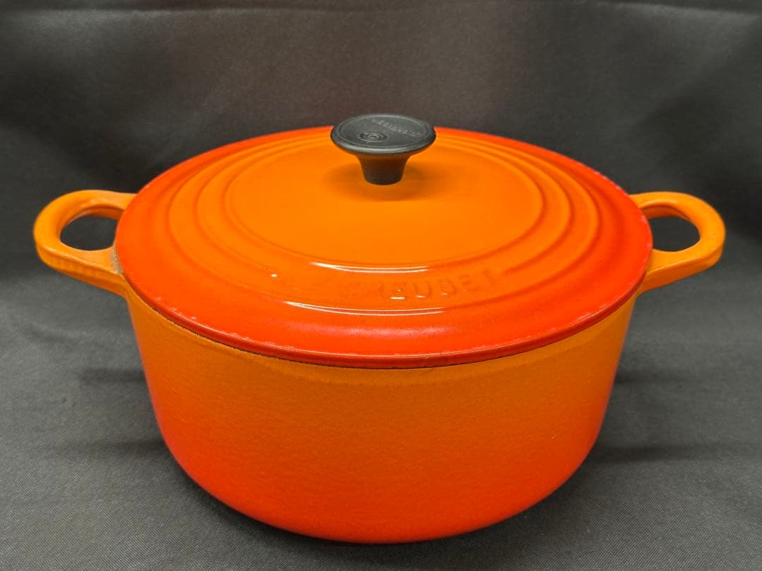 USED】Le Creuset ルクルーゼ 両手鍋 22cm フランス製 - メルカリ