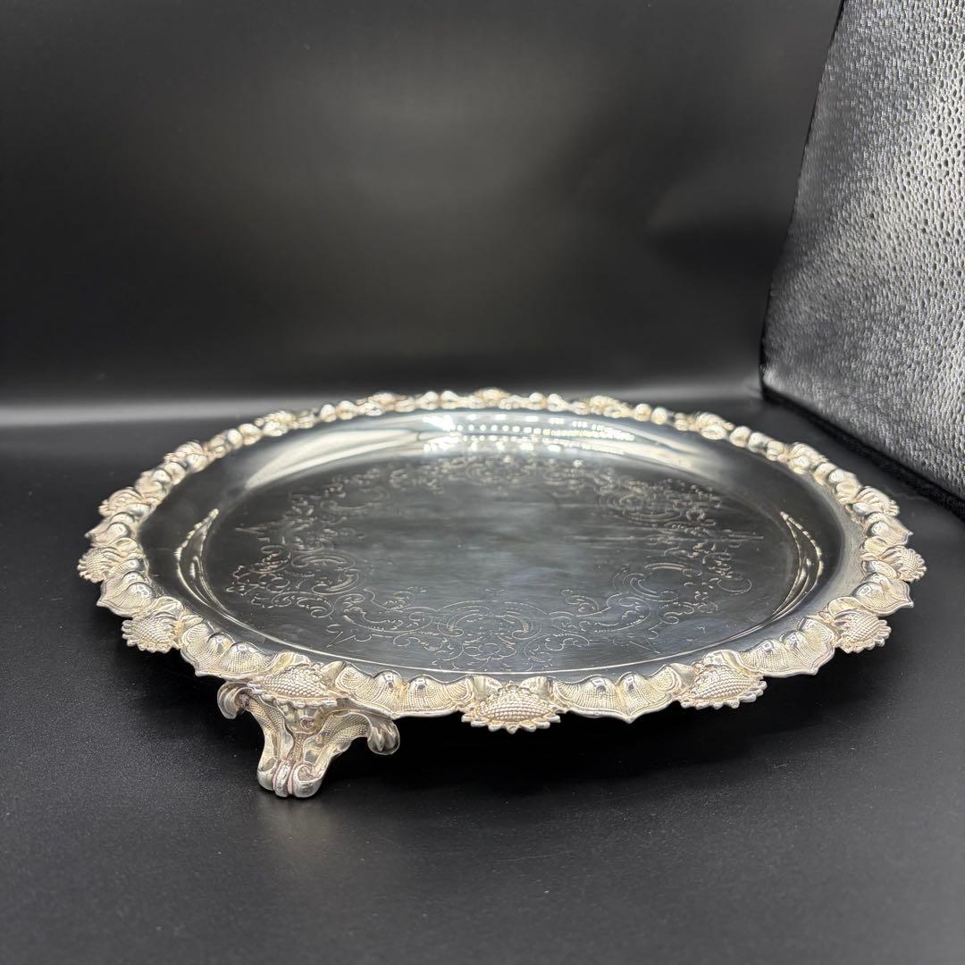 英国ビンテージ＞シルバープレート 脚付きのトレイ サルヴァ 銀盆