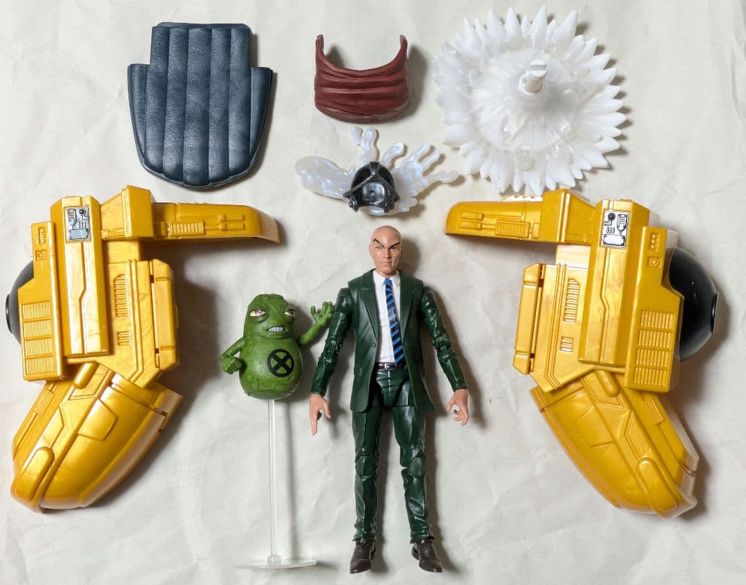 マーベルレジェンド・プロフェッサーX&ドゥープ マーベル・レジェンズ プロフェッサーX with ホバー・チェアー - RED