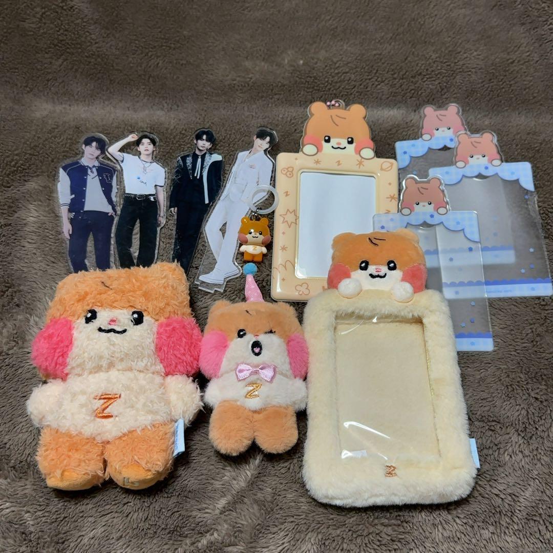 zb1 zeroni ハンビン ビニニ ぬいぐるみ めじるし トレカ ケース