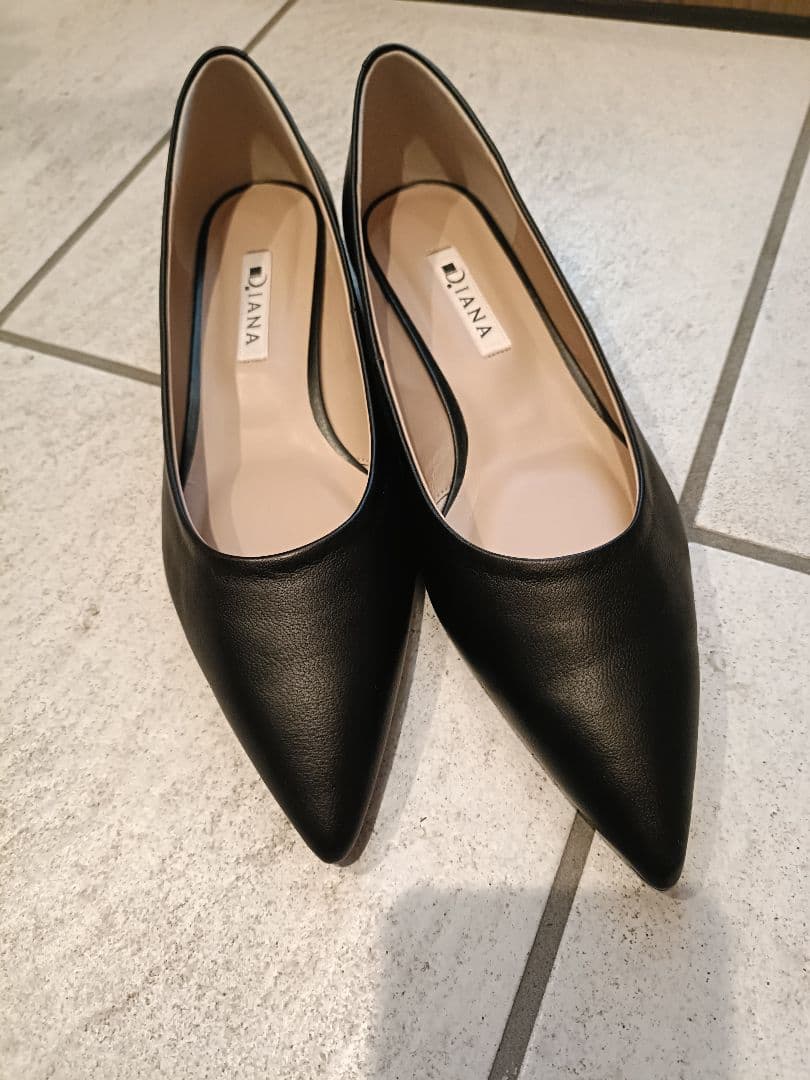 DIANA ブラック ポインテッドトゥ フラットシューズ アルテミス バイ ダイアナ artemis by DIANA チュールレース ポイン