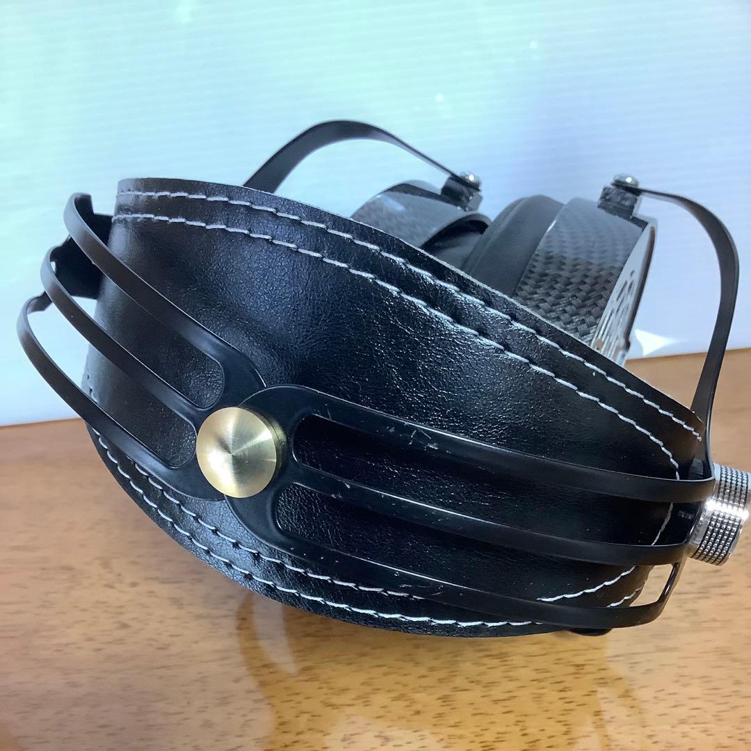 Verum Audio 平面磁界駆動型ヘッドホン Verum 1 Carbon - メルカリ