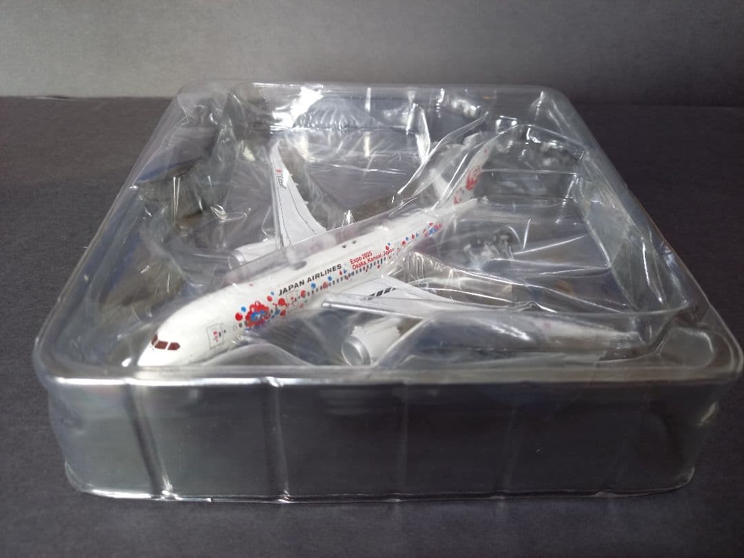 1/400 JAL Boeing787-8 JA823J 大阪万博塗装機です - メルカリ
