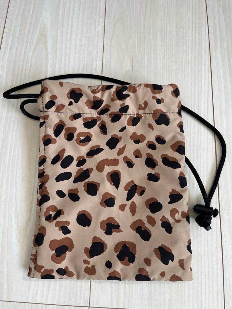 WACKOMARIA LEOPARD NYLON DRAWSTRING BAG