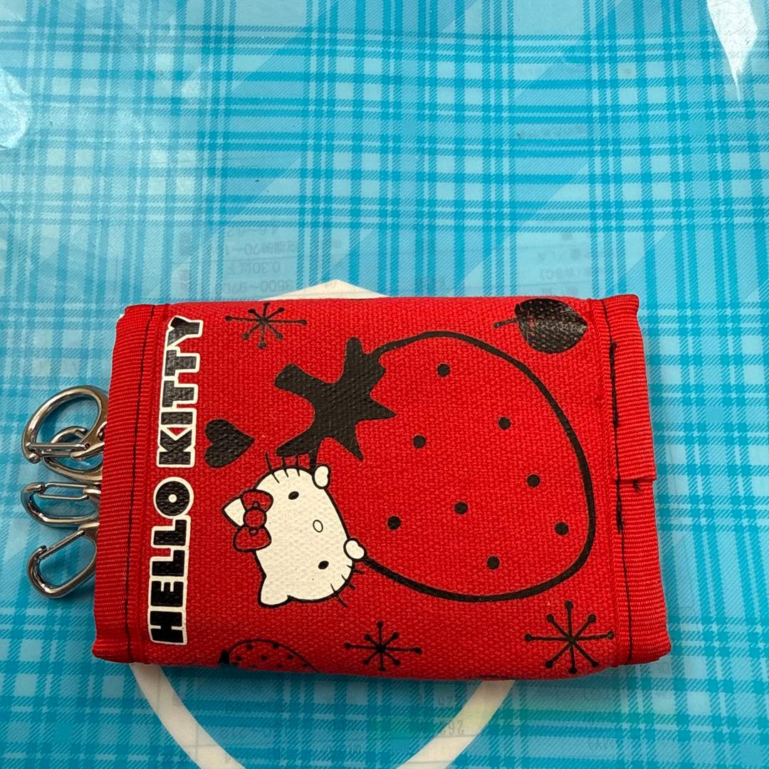 ハローキティ いちご柄デザイン キーケース 平成レトロ - メルカリ