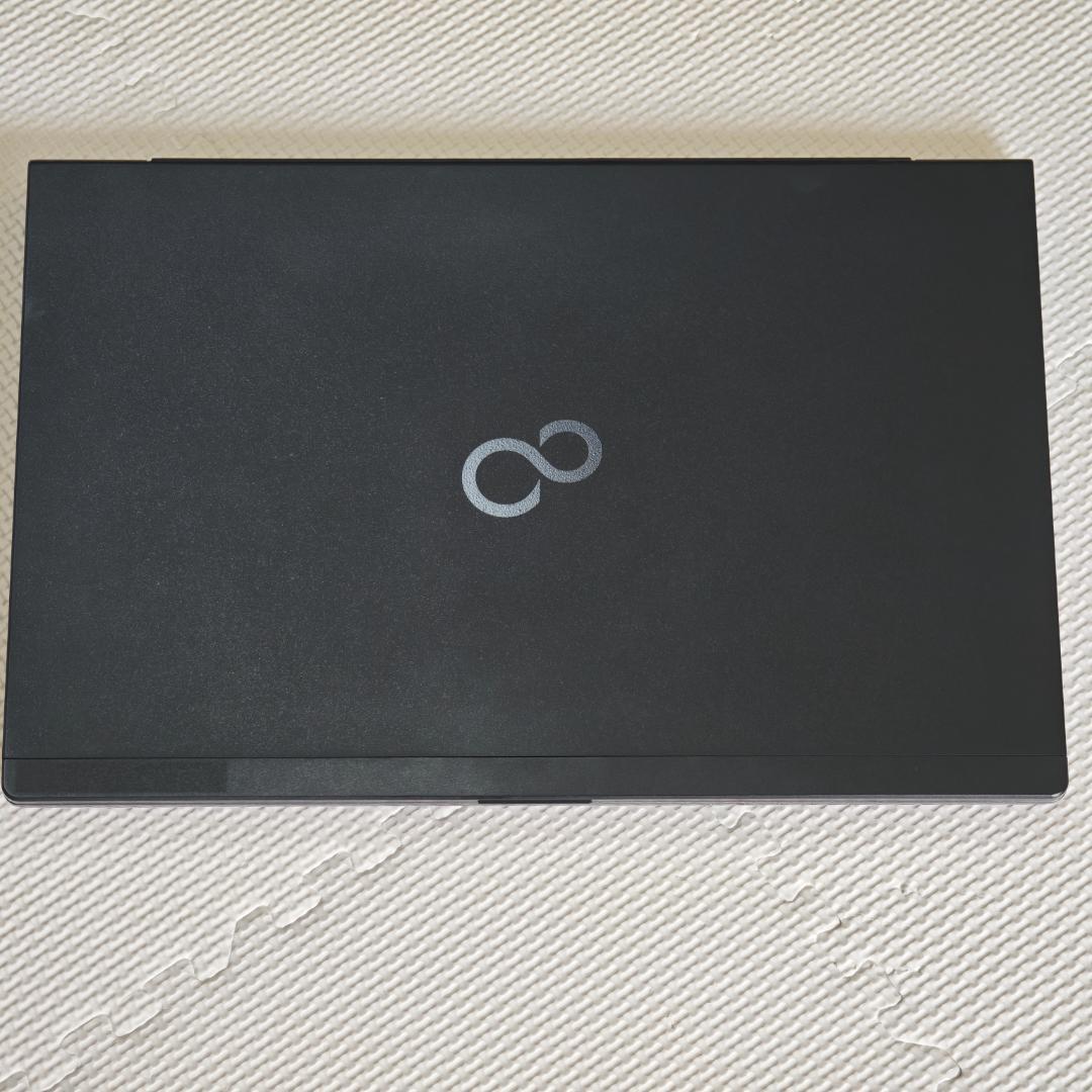 富士通U937/ i5-7300U(2.6GHz)/SSD256GB　ノートPC