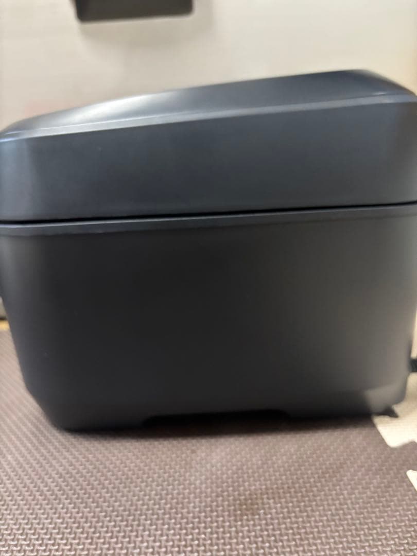 [倉庫処分セール]HITACHI 炊飯器 RZ-W100GM -2023年製
