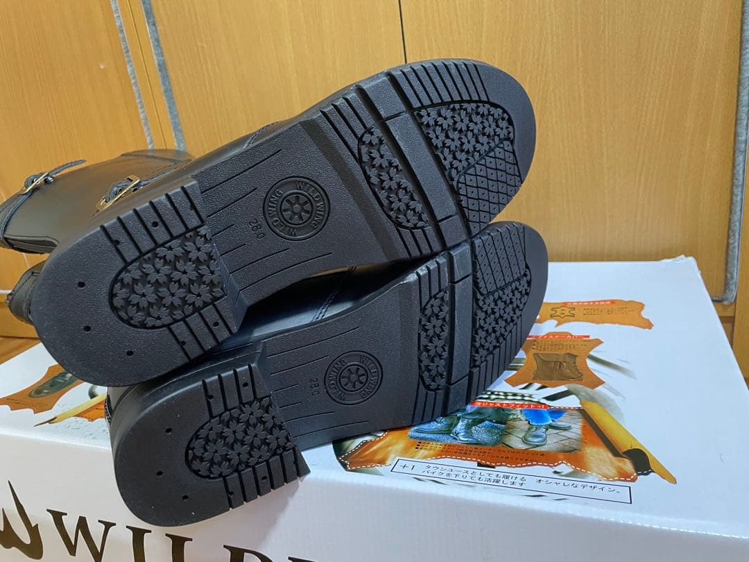 綾*鷹様 WILDWING COAST LINE 28.0cm 特攻ブーツ - メルカリ