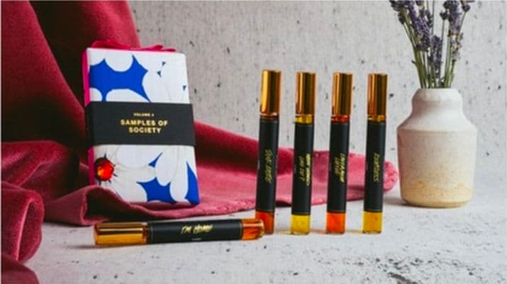 廃盤レア LUSH ラッシュ サンプルオブソサエティ 香水 限定ミニボトル