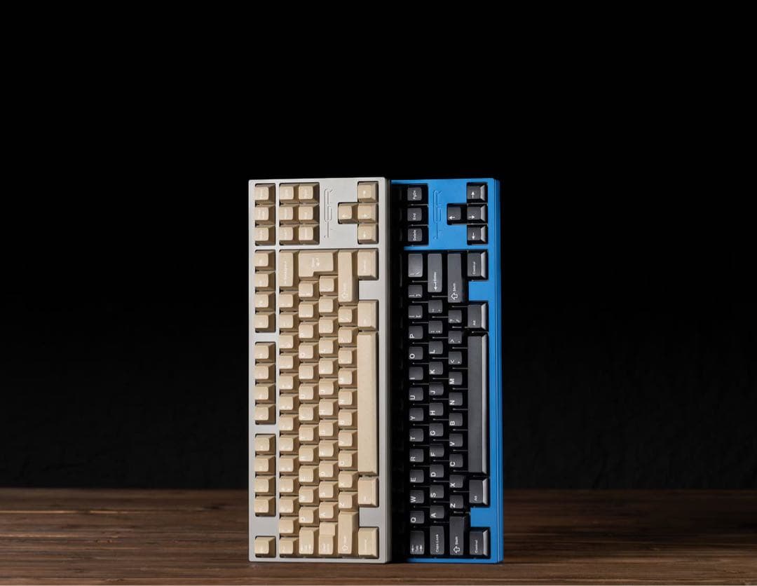 【未使用】TGR Shi VA Blue バッジセット 未使用】TGR Shi VA Blue バッジセット - メルカリ