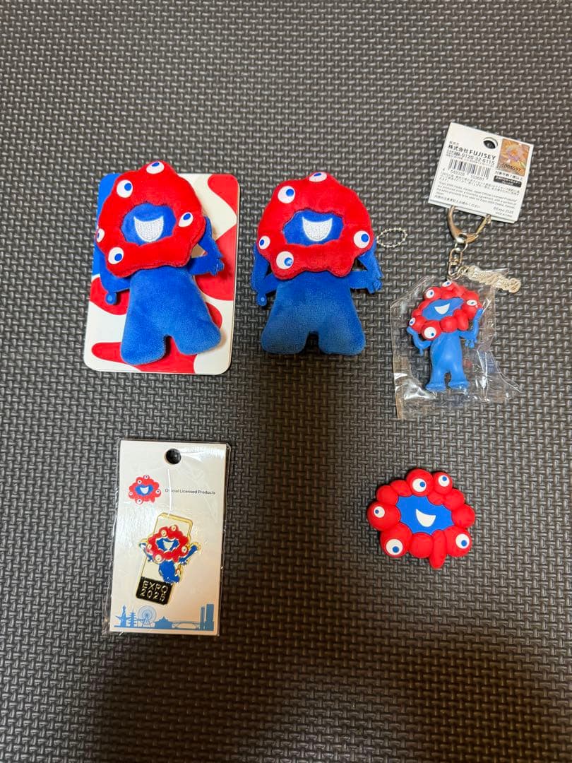 ミャクミャクまとめ売り10点 - メルカリ