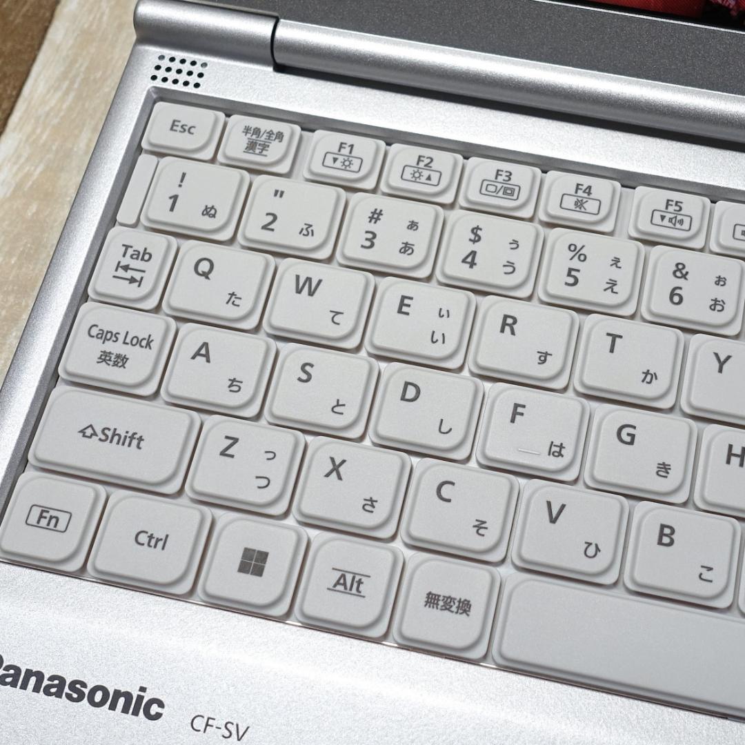 超高速大容量新品ＳＳＤ１ＴＢ搭載✨美品の神速モバイル✨１１世代ｉ５に大容量メモリ