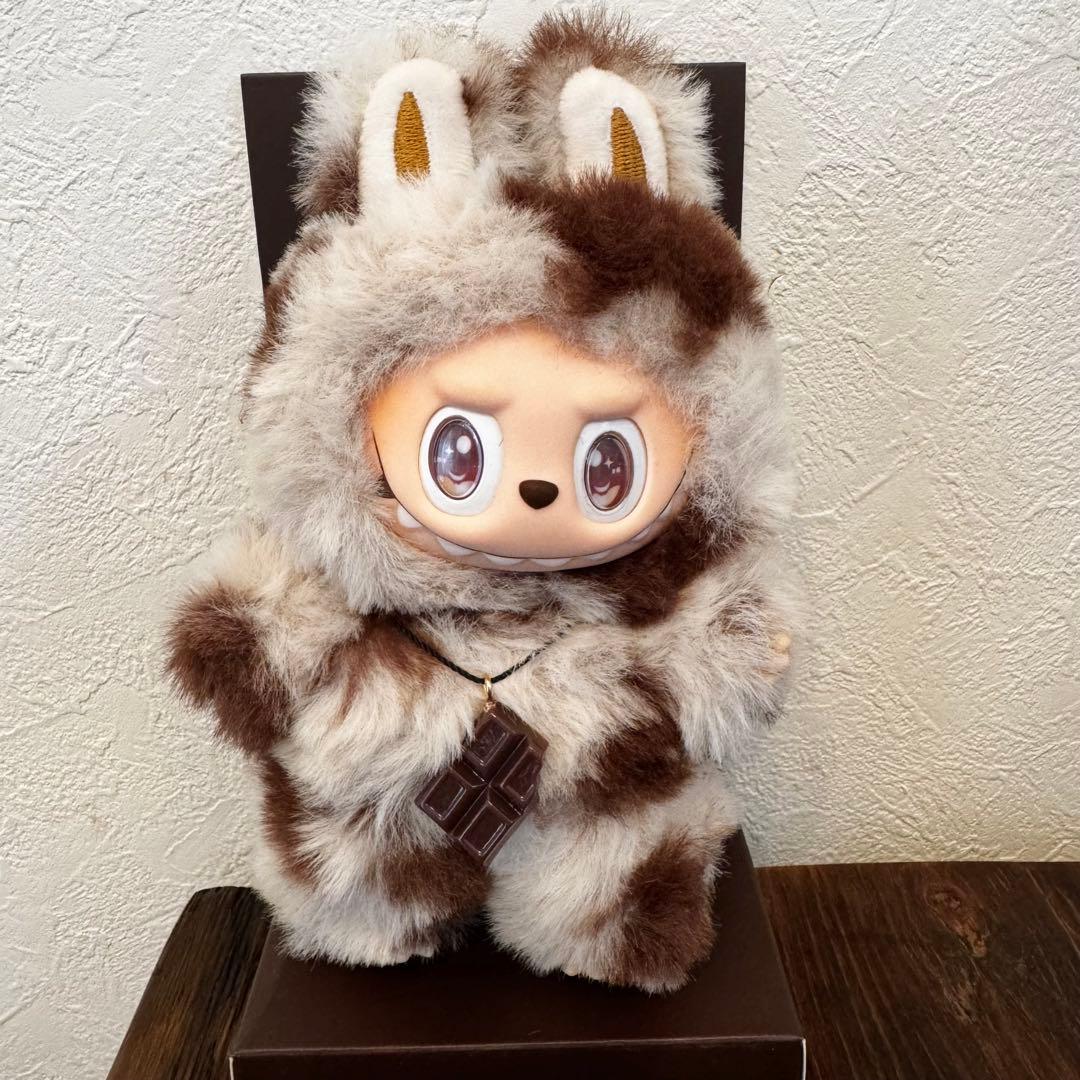 【確認用2】ZIMOMO LABUBUぬいぐるみキーホルダーチョコ 海外限定】ZIMOMO LABUBUぬいぐるみキーホルダーチョコ - メルカリ