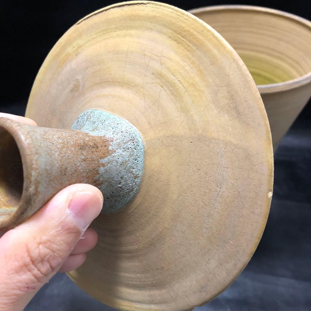 美しい古美術◼️蔵の裏からかなり雰囲気のある蓋のある花瓶のような謎