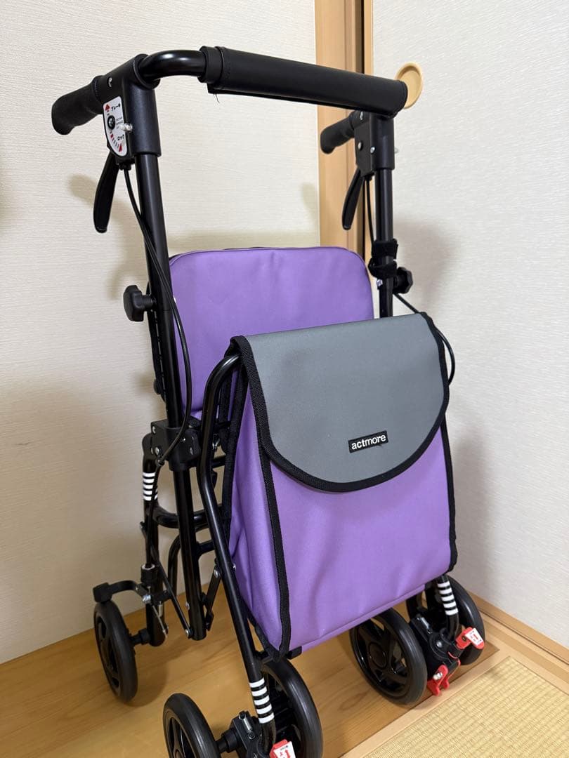 【使用浅】アクトモア ファイン ツートン Mサイズ シルバーカー 手押し車 使用浅】アクトモア ファイン ツートン Mサイズ シルバーカー 手押し車