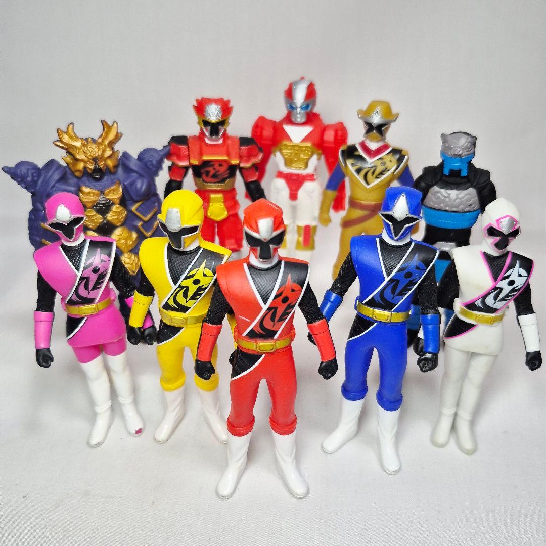 手裏剣戦隊ニンニンジャー ソフビフィギュアセット11センチ - メルカリ