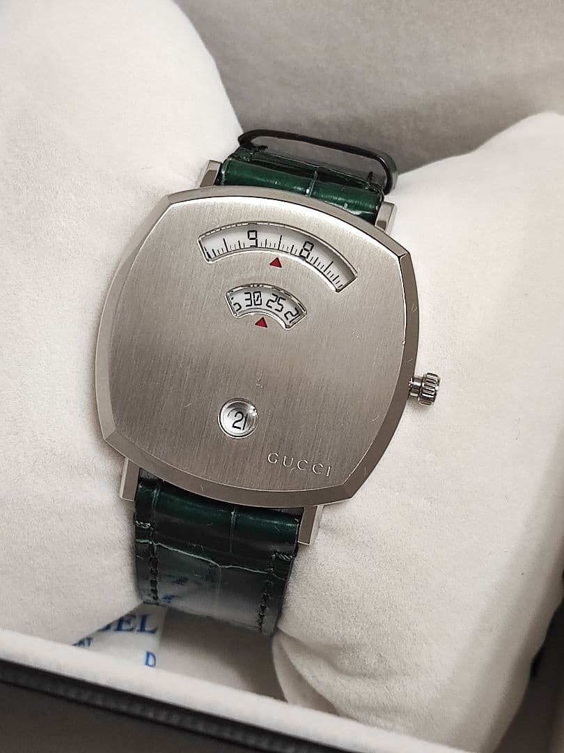 新品 グッチ GRIP グリップ クォーツ 腕時計 YA157414 ワニ革 - メルカリ