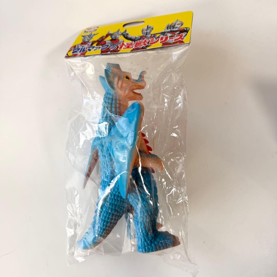 ブルマァク カメレキング ブルー ソフビ フィギュア - メルカリ