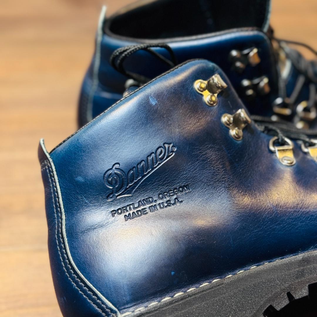 ダナー》マウンテンライト ホーウィン 31525ネイビー - メルカリ