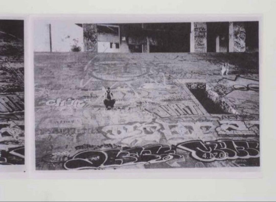 絶版‼️ 新品未開封‼️ Ari Marcopoulos 写真集 supreme