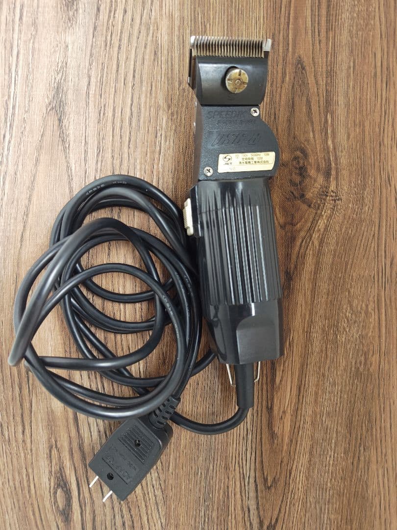 スピーDSC-8 電気バリカン〈中古品〉+ 0.1ミリ中古替刃付 - メルカリ