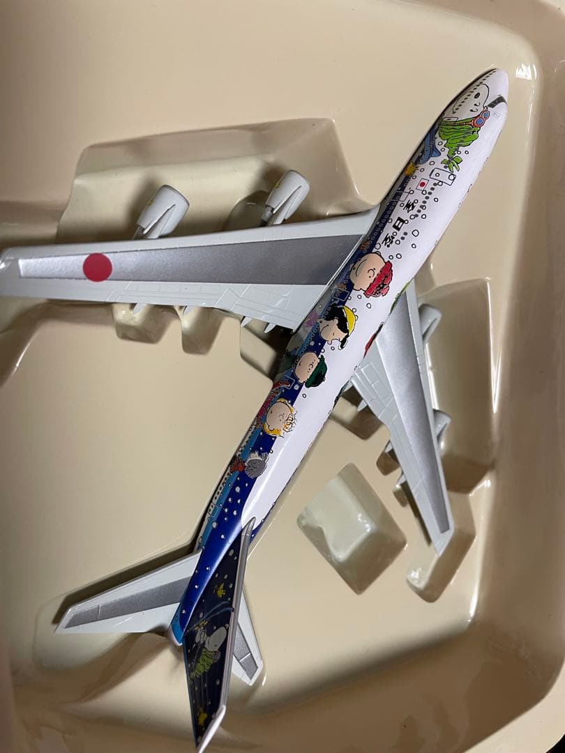 ANA ボーイング747−400D スヌーピー フライングカラーズ