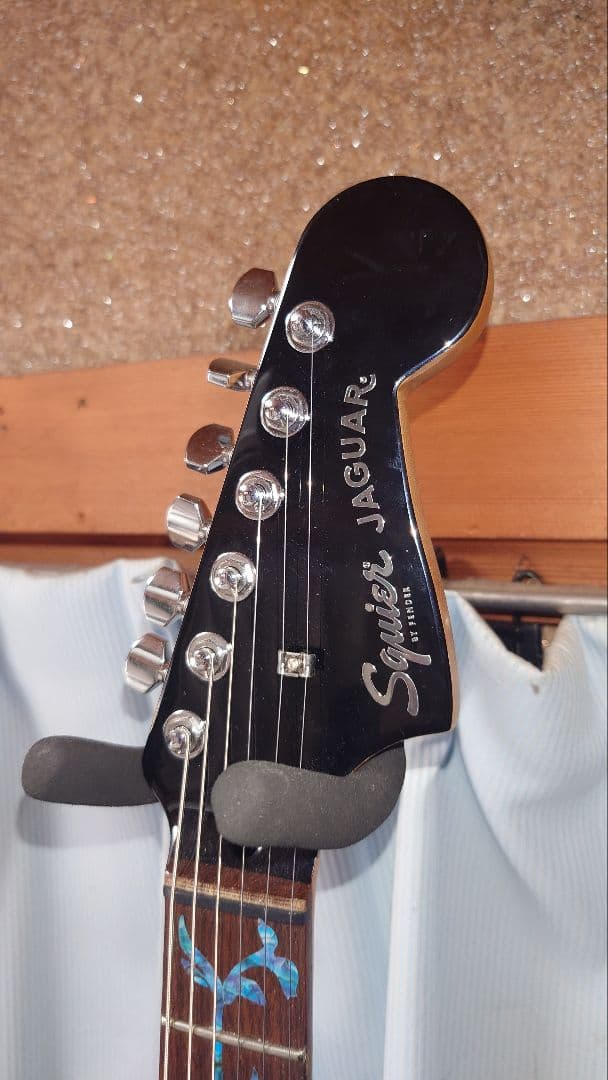 最終価格Squier Contemporary Jaguar 改造ディマジオ - メルカリ