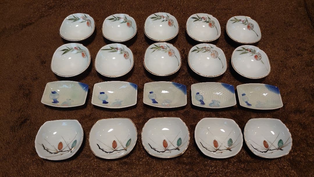 古伊万里　伊万里　豆皿　角皿　３種２０客 古伊万里 伊万里 豆皿 角皿 3種20客 - メルカリ