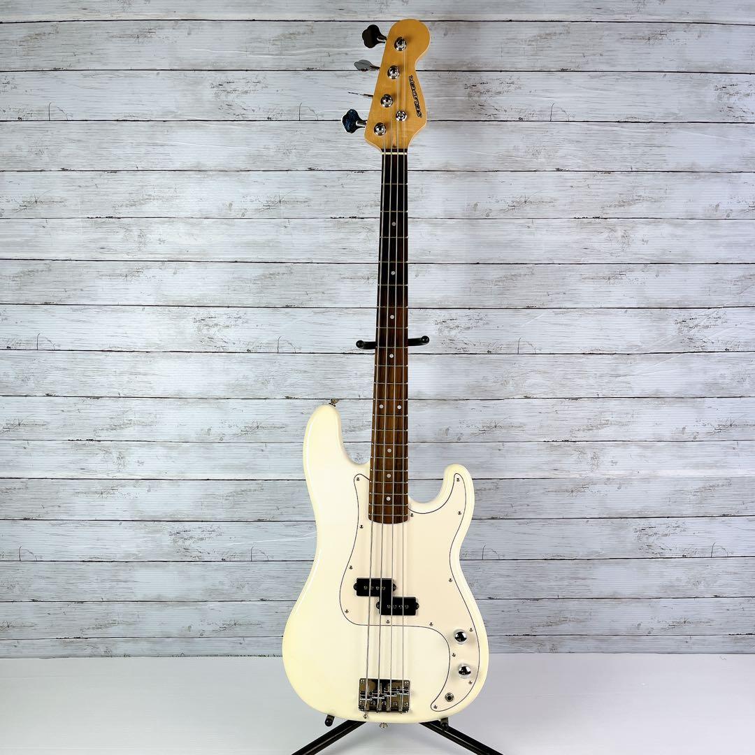 ぼっち•ざ•ろっく】山田リョウ風 プレシジョンベース 白 ソフトケース