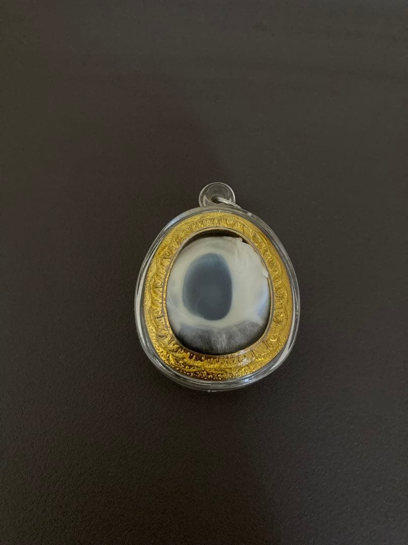 天眼　ルアンポーピナ　　出口を、光を見つけ、人生の真実を見る　プラクルアン