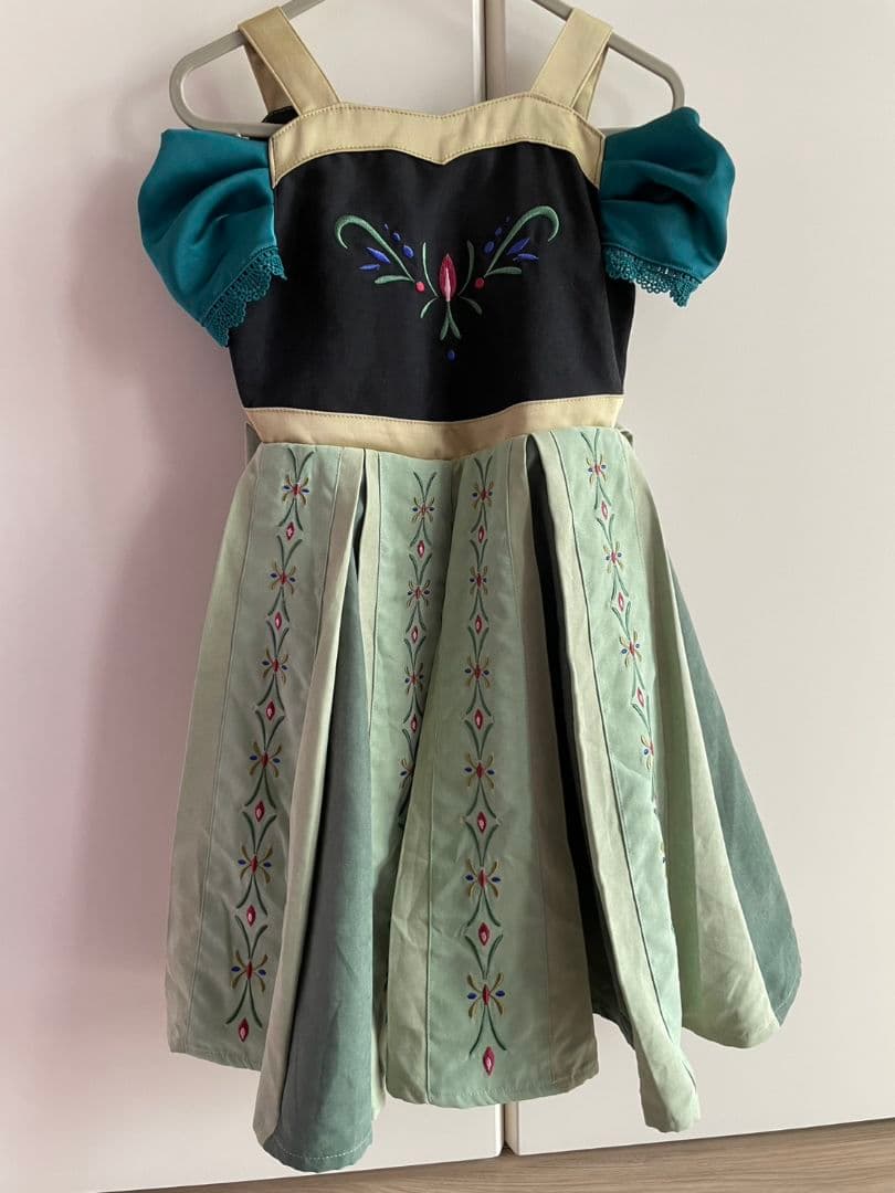 新品タグ付き】バースデイ コトリ アナ雪 戴冠式 アナ ドレス 95cm