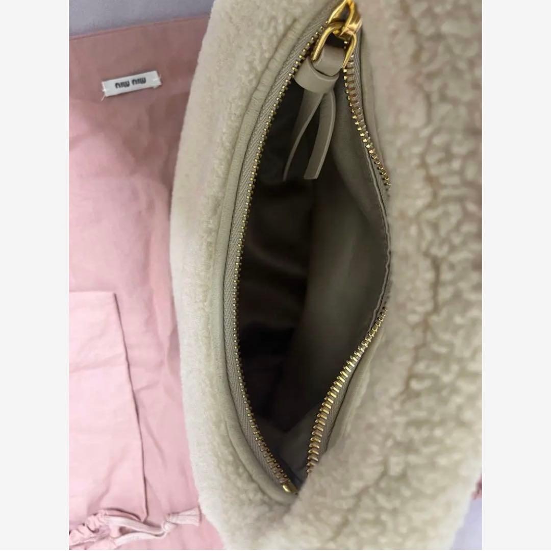 miumiu NR5BC125V ベージュバッグ