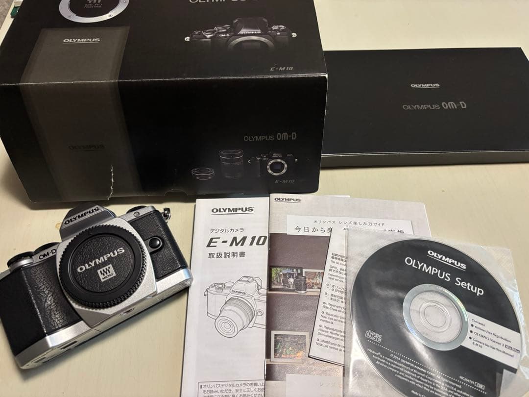 OLYMPUS OM-D E-M10 ミラーレス一眼ボディーのみ Amazon | 【整備済み品】OLYMPUS OM-D E-M10 ボディ シルバー ミラー