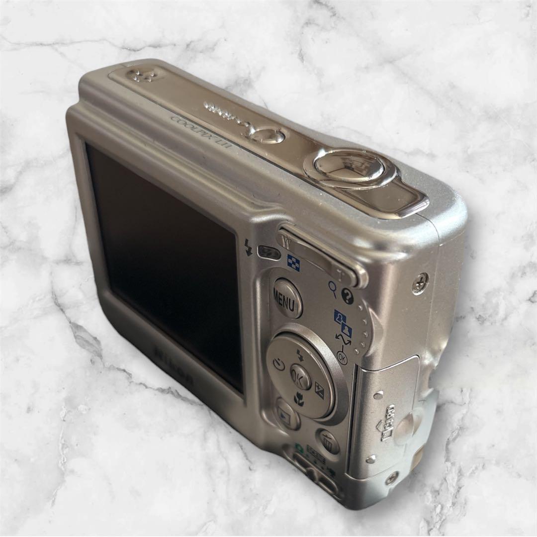 Nikon COOLPIX L11 乾電池対応 オールドコンデジ - メルカリ