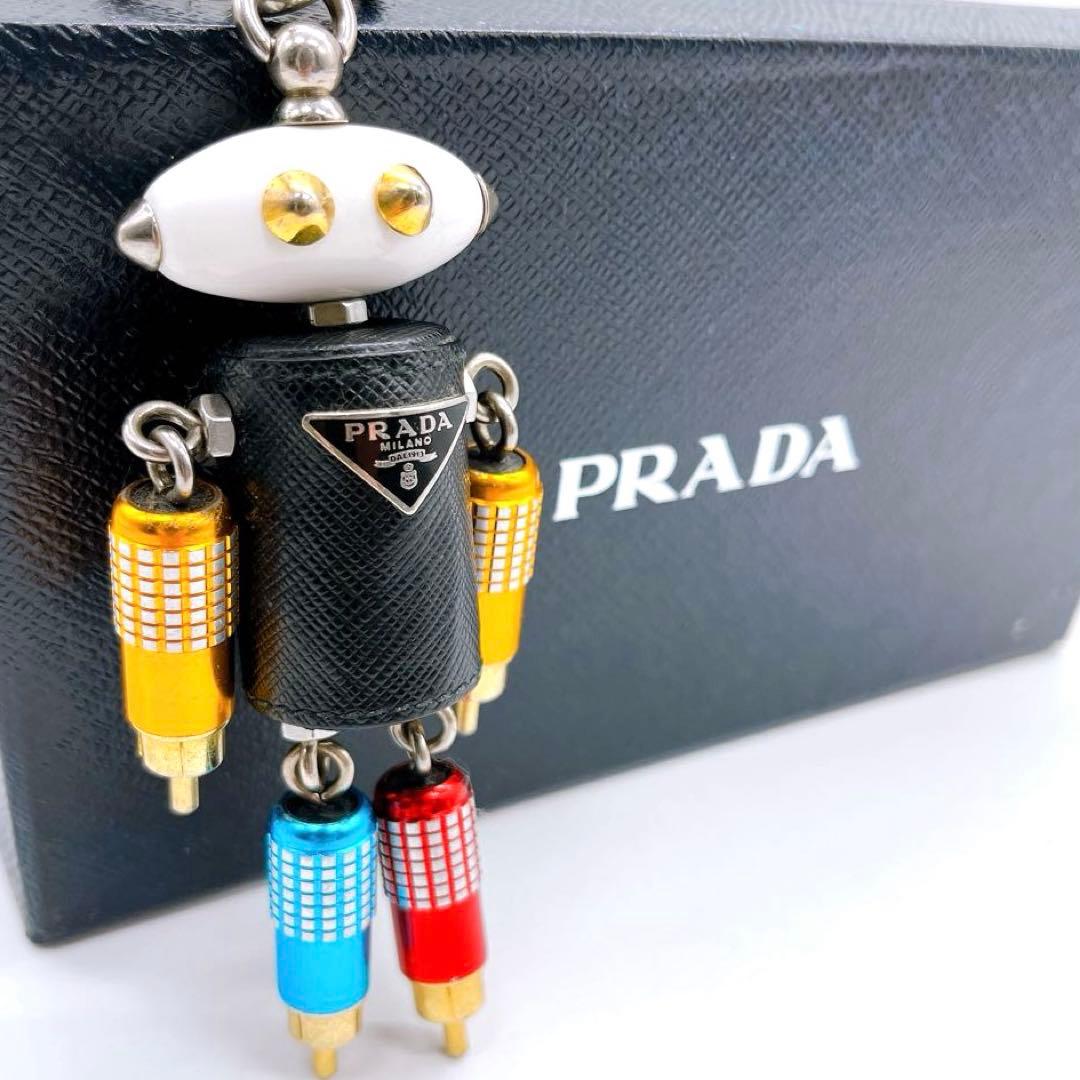PRADA プラダ トリック チェルビーノ ロボット チャーム - メルカリ