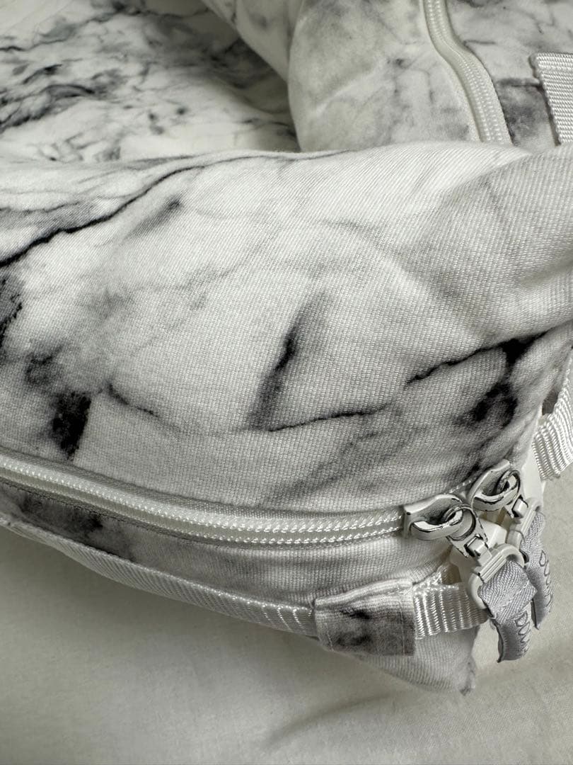 DockATotドッカトット 大理石柄 - メルカリ