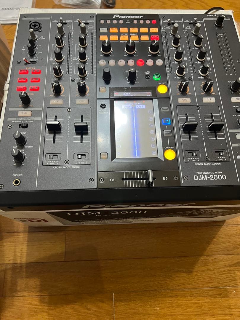 Pioneer DJM-2000 DJミキサー 使用回数少なく超美品 動作確認済 DJM-2000NXS (archived) PROFESSIONAL DJ MIXER (black) - Pioneer DJ