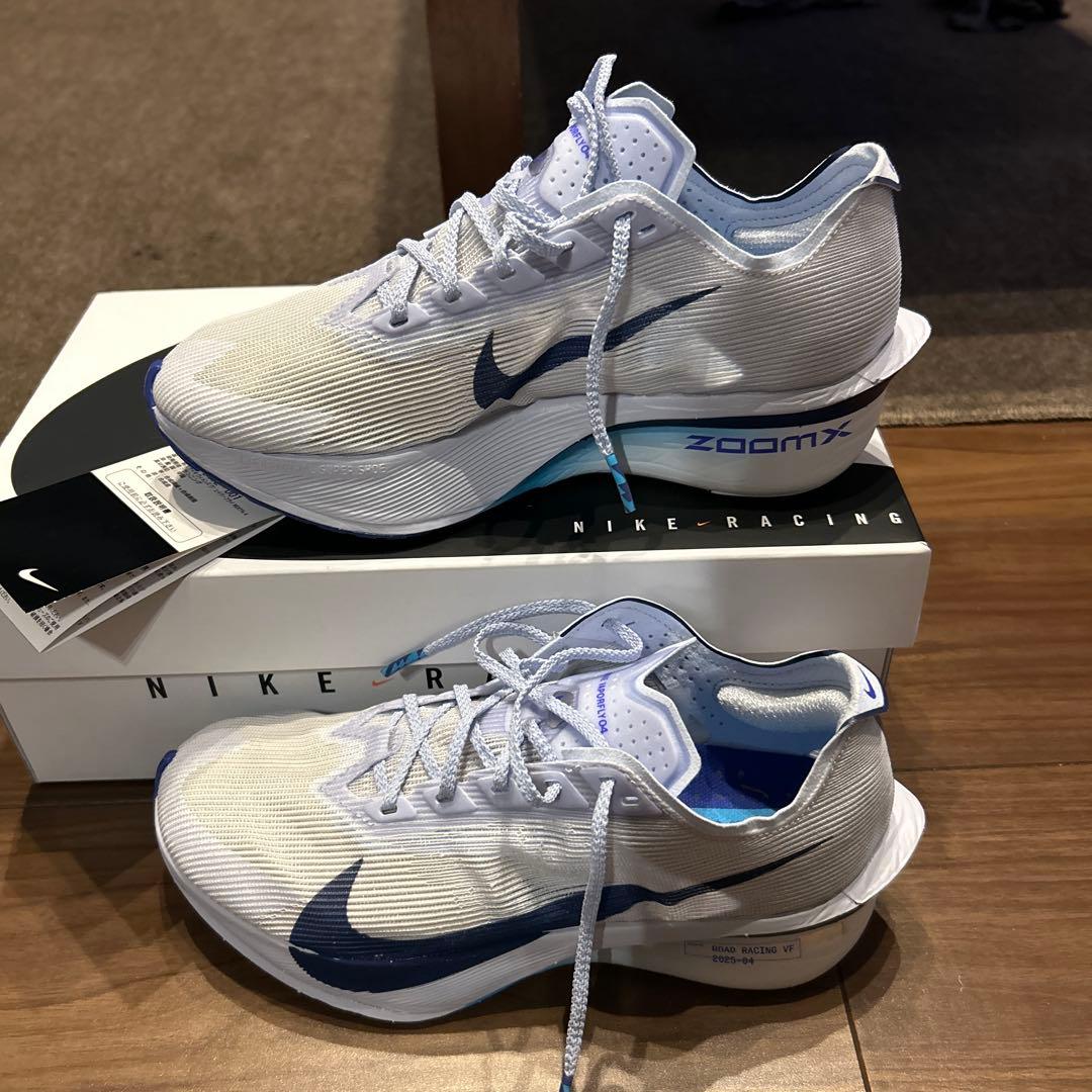 Nike Racing ランニングシューズ ホワイト/ネイビー